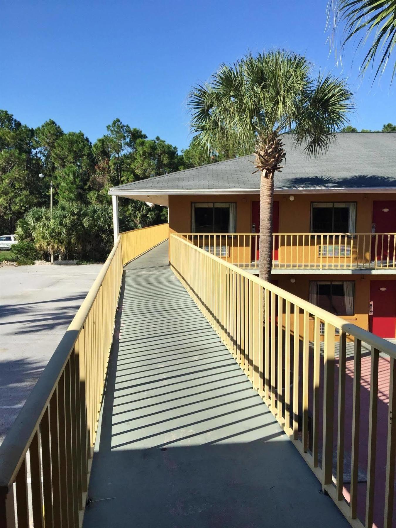 Country Hearth Inn- Kissimmee Exterior foto